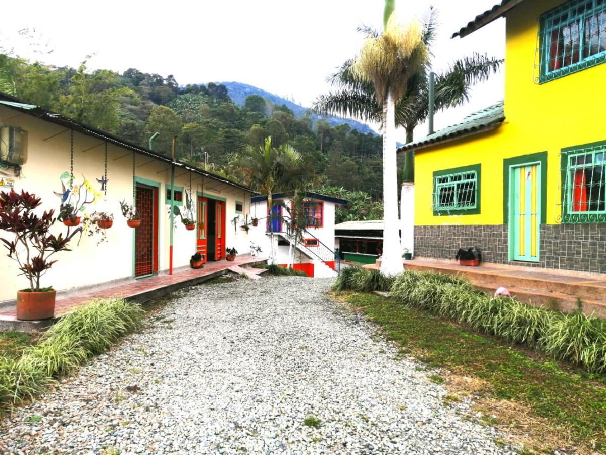 Хостел Finca Turistica Santa Clara Каларка Екстер'єр фото